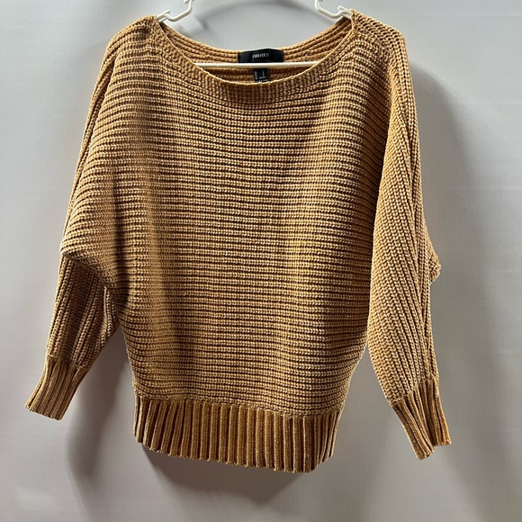 Nice sweater - Picture 2 of 6